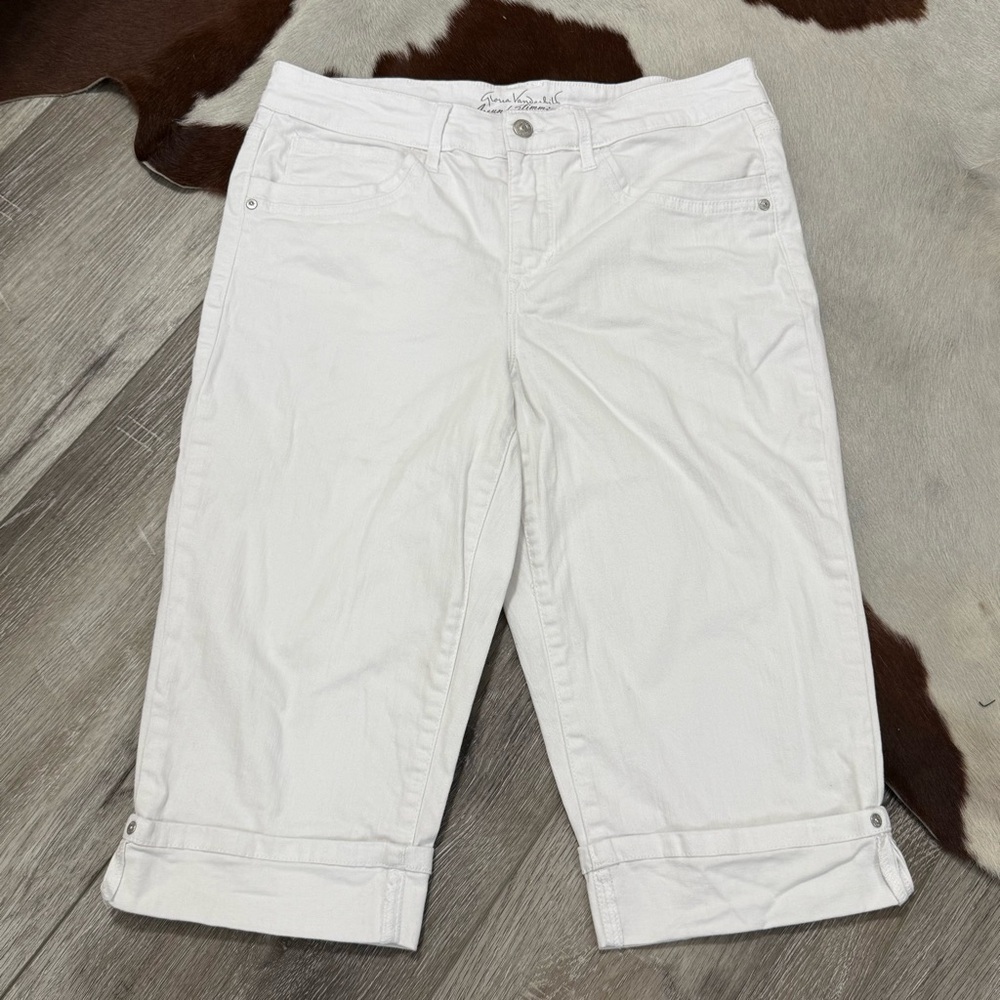 Gloria Vanderbilt White capris All Around Slimming Effect Jeans